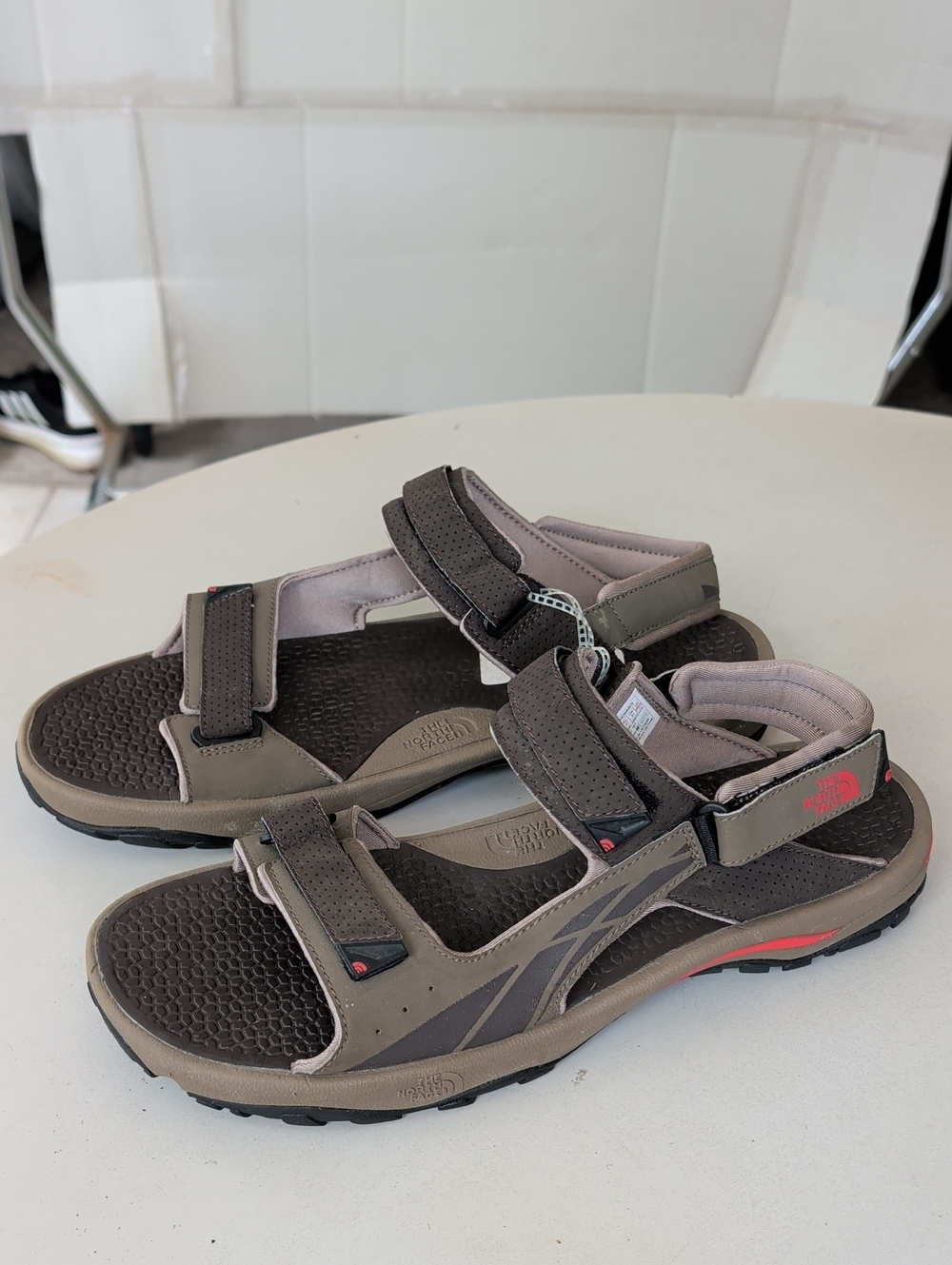 The North Face Men’s  Brown Outdoor Sport Sandals SZ 13 Vacation Walking Comfy